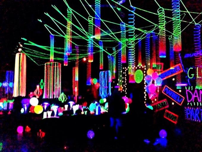 5Meter 6 Colors Neon Gaffer Cloth Tape Fluorescent Rainbow Color Party Non-Reflective Glow In The Dark Tape Under UV Black Light